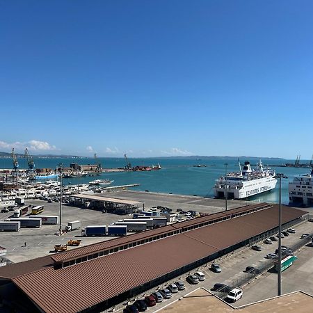 Port View Apartment 1 ドゥラス エクステリア 写真