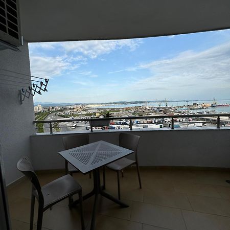 Port View Apartment 1 ドゥラス エクステリア 写真