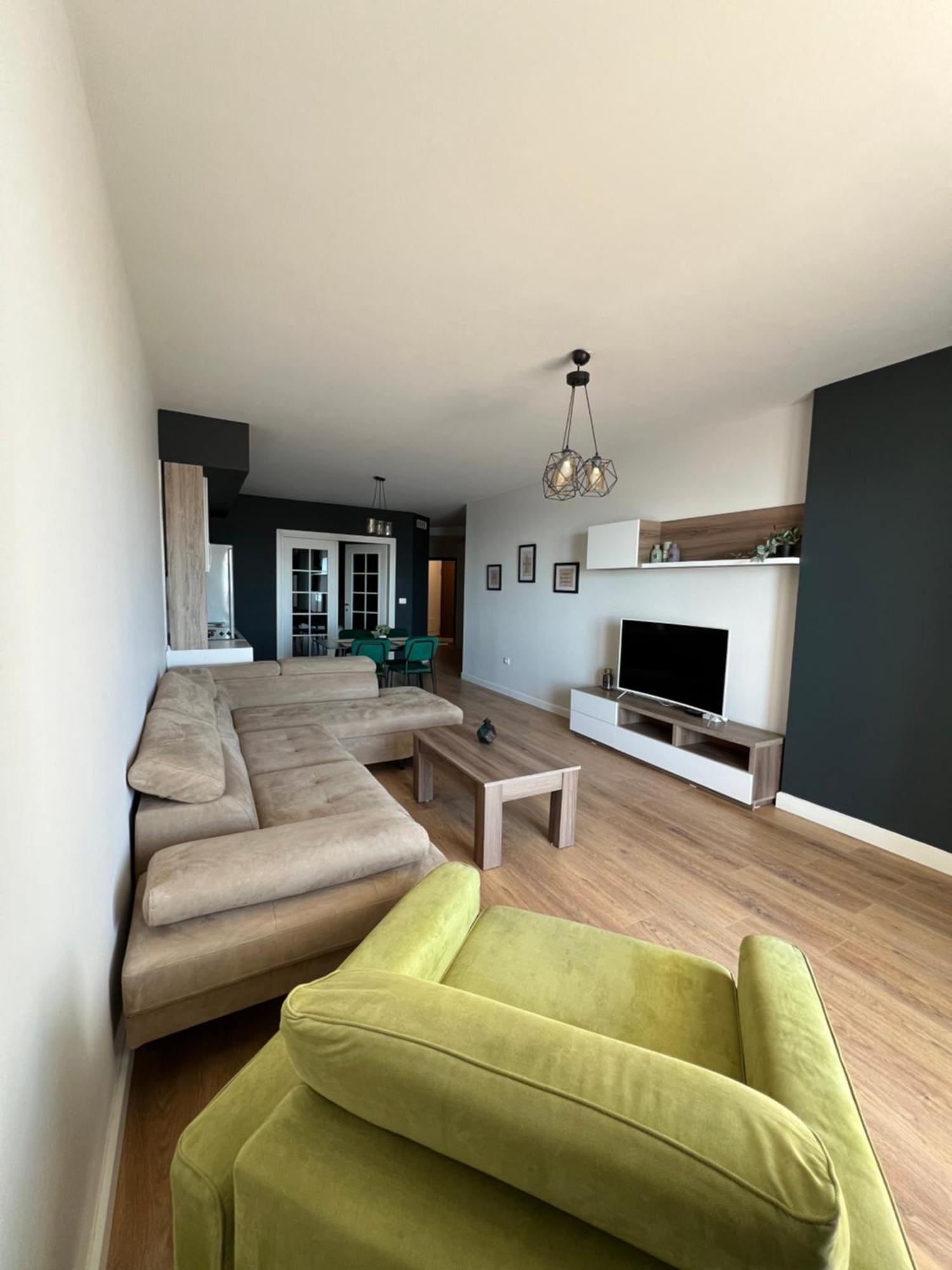 Port View Apartment 1 ドゥラス エクステリア 写真