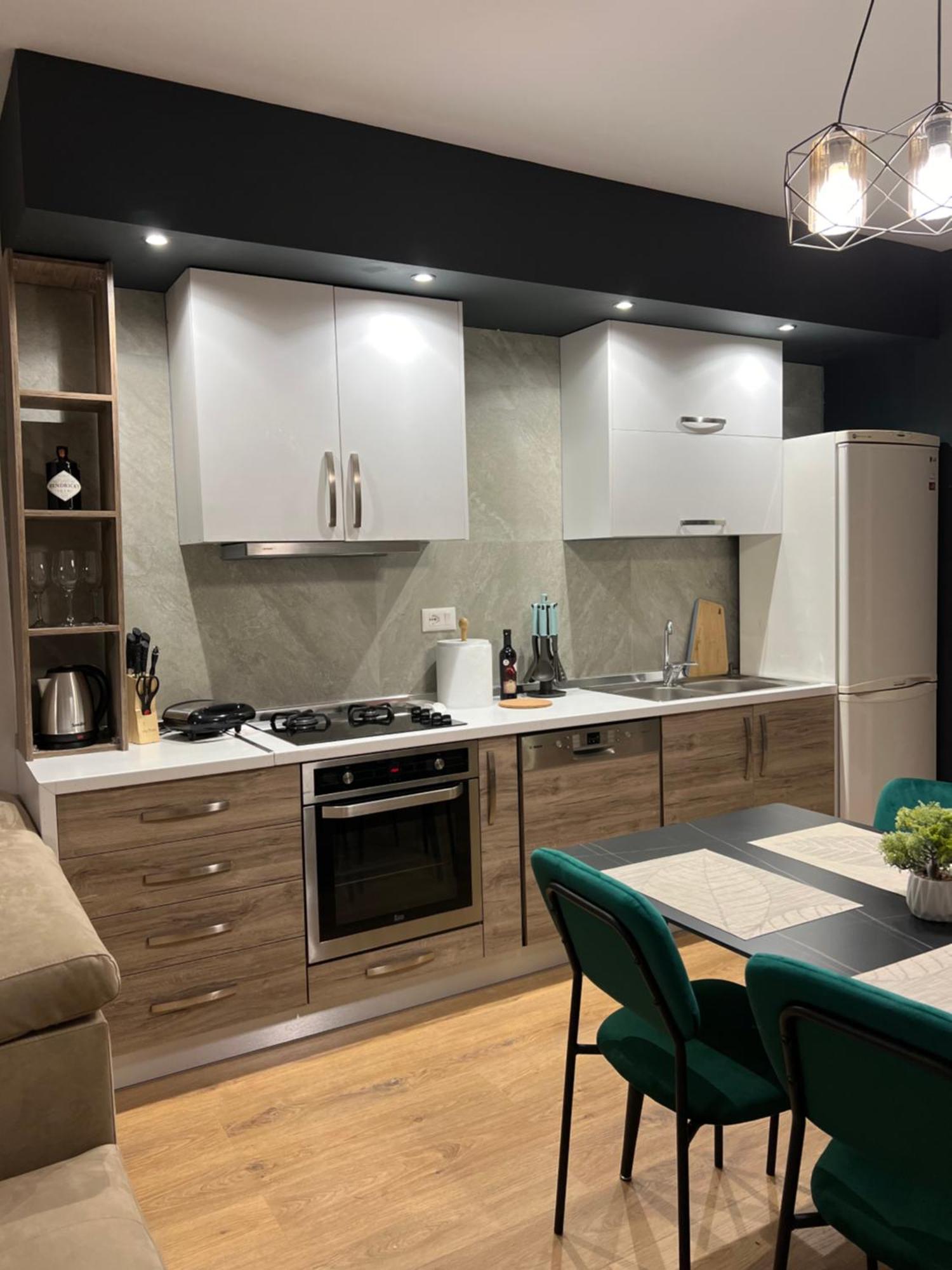 Port View Apartment 1 ドゥラス エクステリア 写真