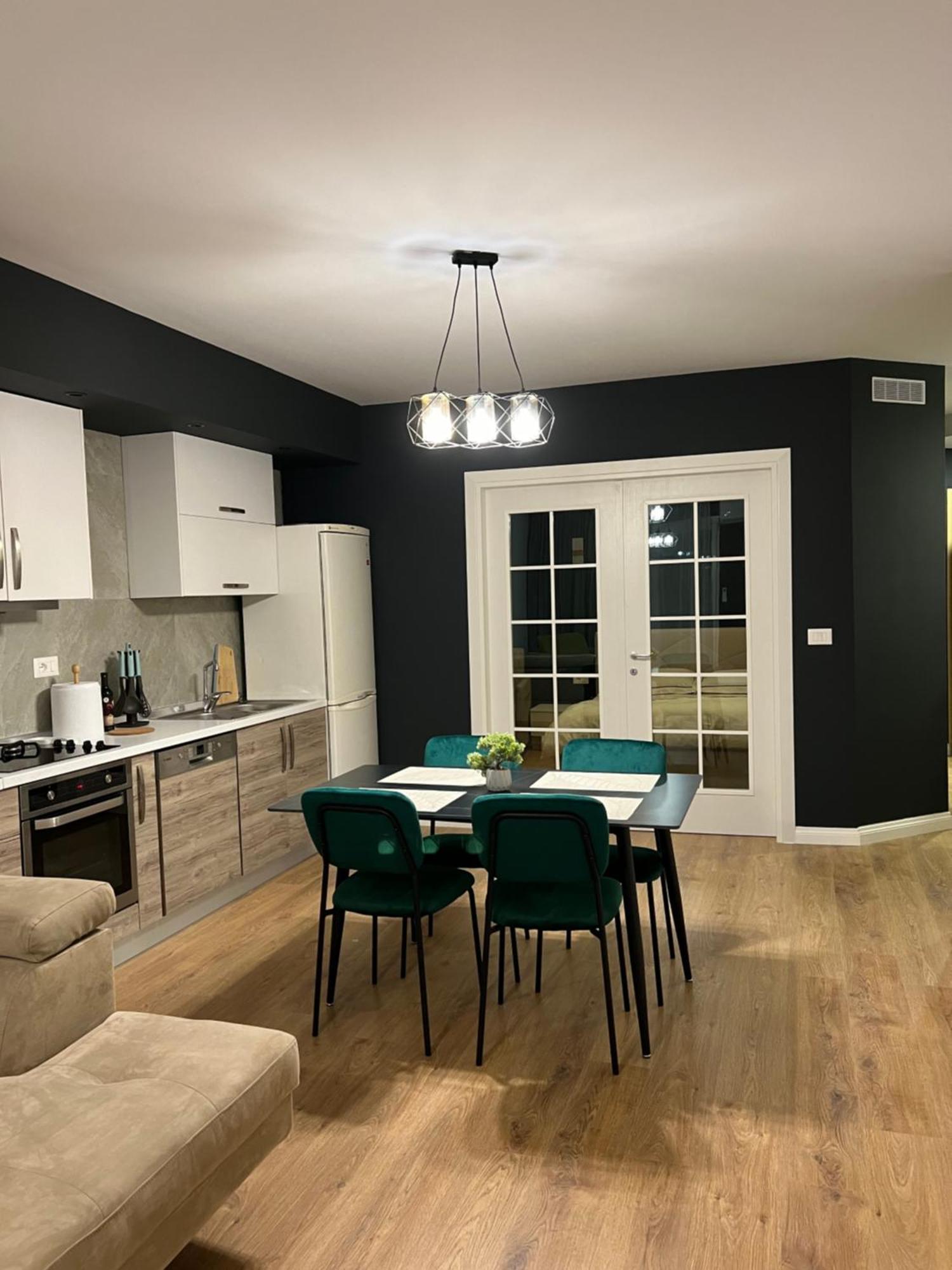 Port View Apartment 1 ドゥラス エクステリア 写真